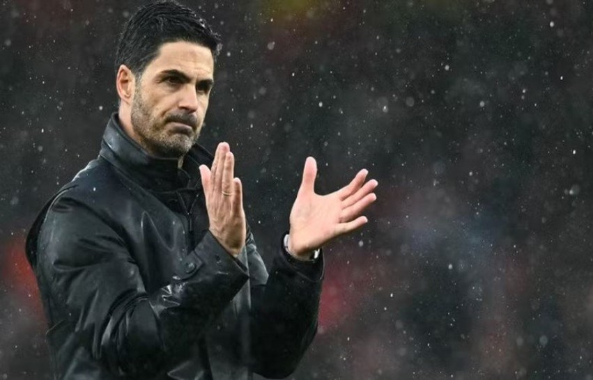 Arsenal kap majën e Premier League, Arteta thur elfa për karakterin e skuadrës pas triumfit ndaj rivalëve