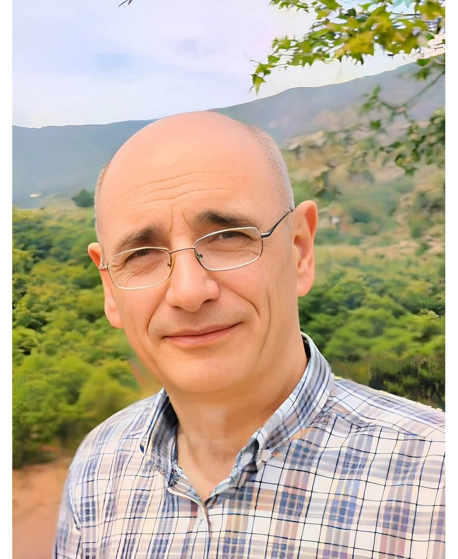 Kriza demografike e Shqipërisë (1990–2026): Si u shndërrua popullsia më e re në Evropë nga zgjerimi tek tkurrja dhe plakja