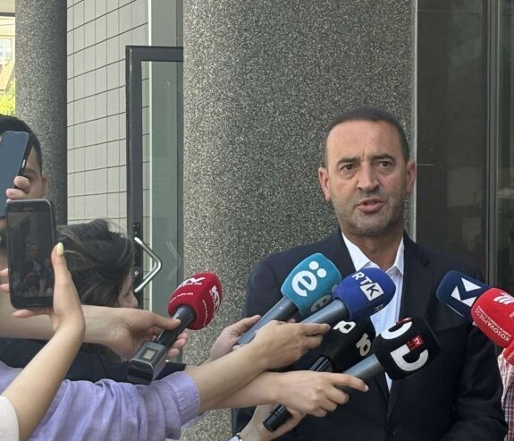 Haradinaj bën thirrje: Shfuqizimi i Speciales, shans historik për Kuvendin dhe deputetët