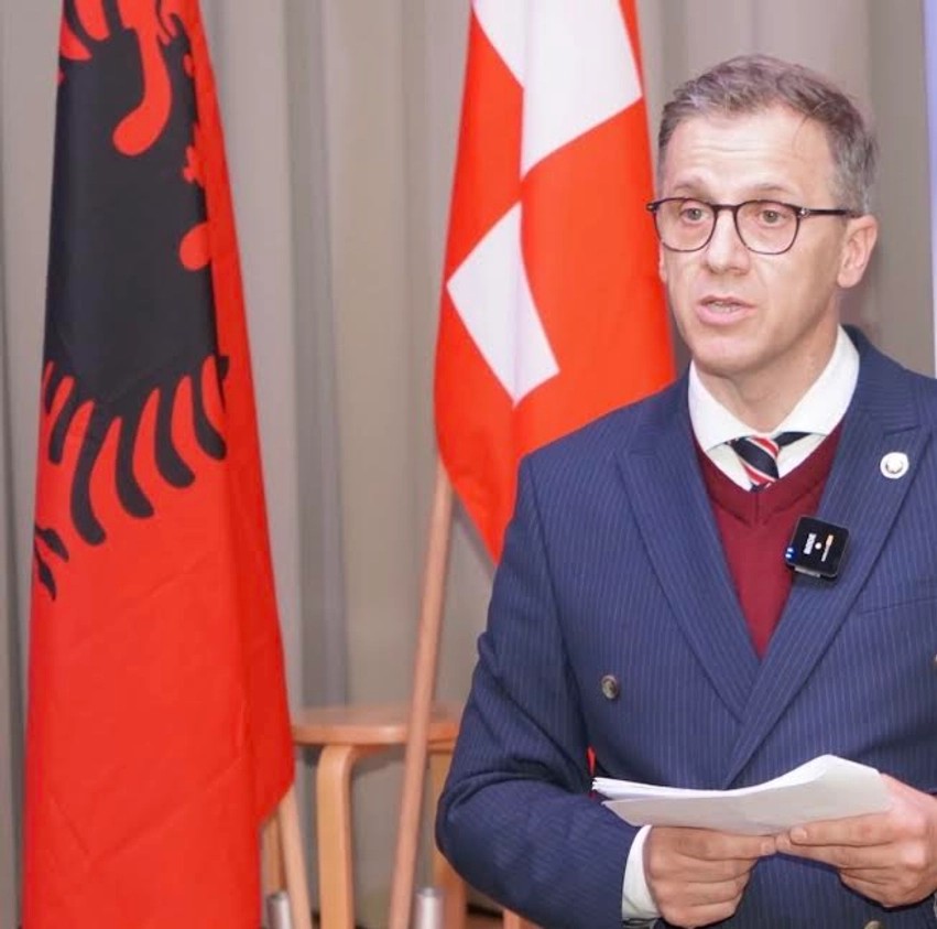 Nga Zürichu te skena prestigjioze italiane: Intelektuali shqiptar Dashnim Hebibi do të nderohet me çmimin “Menotti Award” në Spoleto