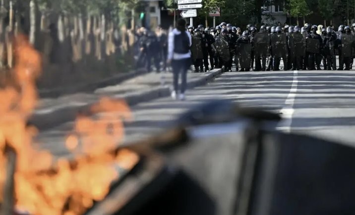 Trazirat në Francë: Rreth 500 institucione arsimore mbyllin dyert për shkak të pasigurisë