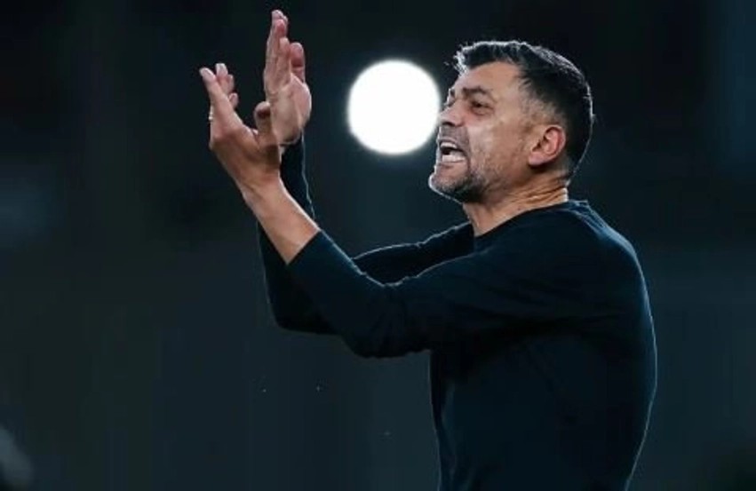 Arsyet e largimit nga Arabia Saudite: Sergio Conceicao flet hapur për kulturën e punës dhe mungesat në stërvitje