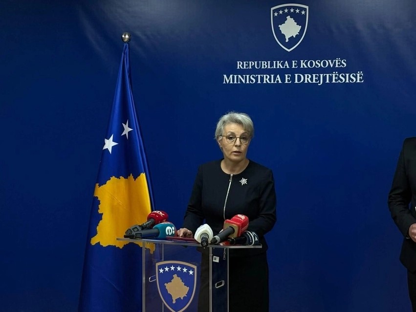 Halil Geci sfidon kritikët: Publikoni dokumentet që e lidhin Donika Gërvallën me Hagën