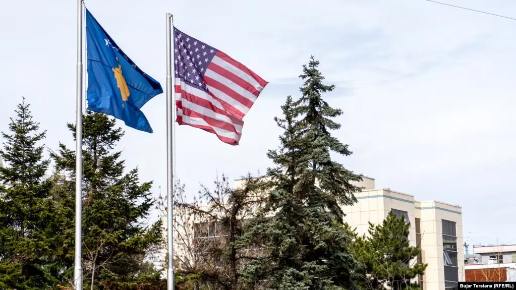 Uashingtoni kushtëzon Dialogun Strategjik me Kosovën: Nevojiten hapa konkretë për komunitetin serb