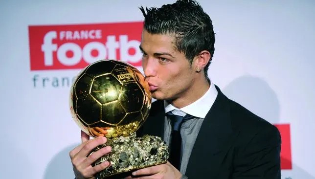 Mbreti i historisë: Ronaldo reagon pasi mposht Messin për çmimin prestigjioz