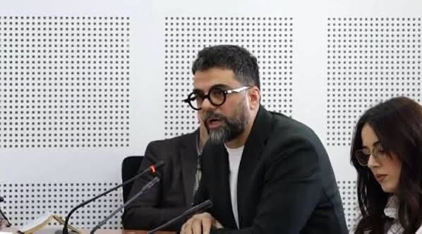 Pakënaqësi në Kuvend: Deputetët e PDK-së braktisin komisionin dhe kërkojnë ndryshimin urgjent të Ligjit për Specialen