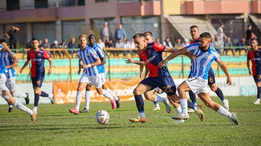 Klasikja e Shqipërisë në 'Loro Boriçi': Vllaznia dhe Tirana vijnë me ecuri krejtësisht të ndryshme
