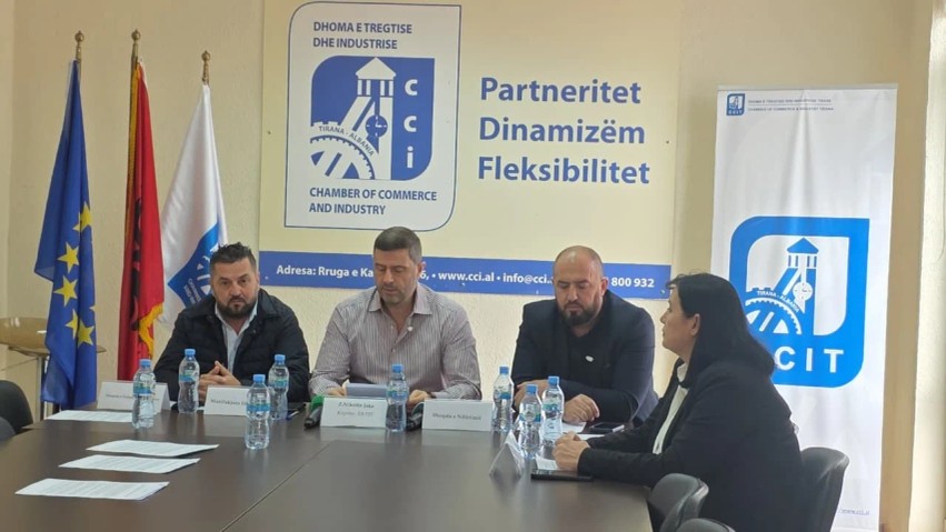 Tensione dhe dëme në proteste: Dhoma e Tregtisë dhe tetë shoqata biznesi i drejtojnë apelin Policisë