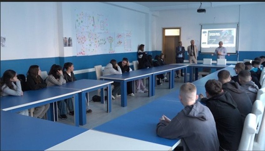 Edukimi energjetik, nxënësit e Obiliqit zbulojnë metodat e kursimit dhe efikasitetit