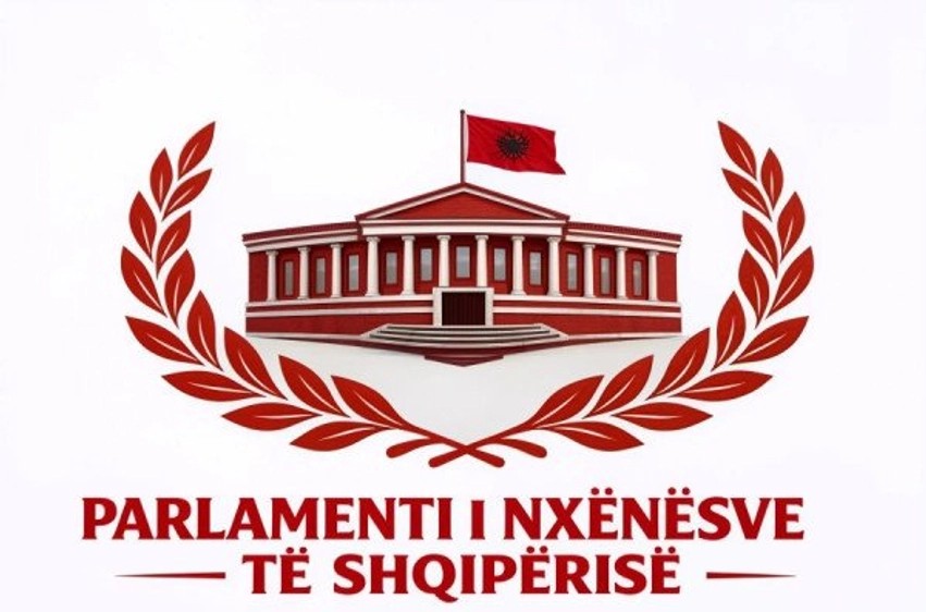 Tensionet në Tiranë: Parlamenti i Nxënësve të Shqipërisë kërkon largim nga dhuna dhe ruajtje të qetësisë
