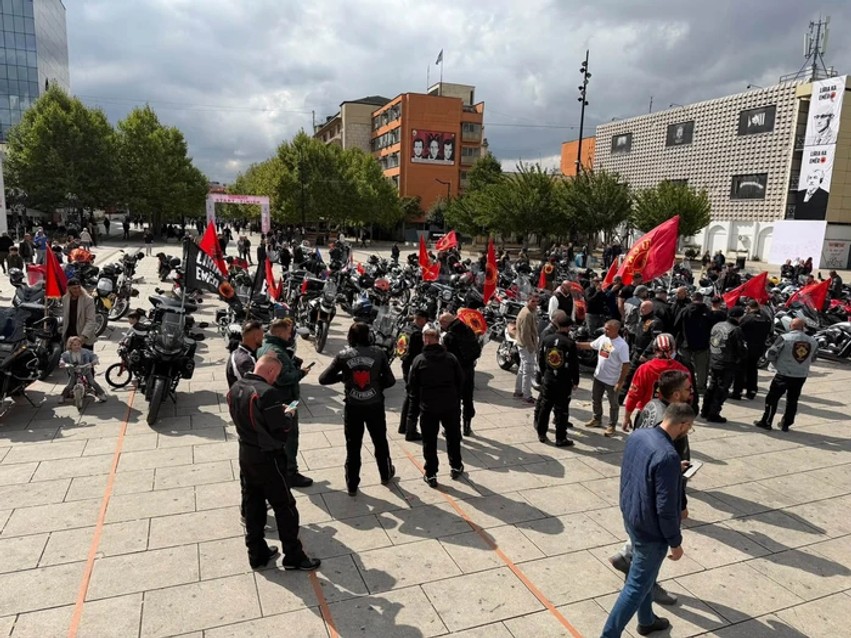 Në mbrojtje të vlerave të UÇK-së: Motoçiklistët nisin marshimin madhështor nga Vërmica në drejtim të Prishtinës