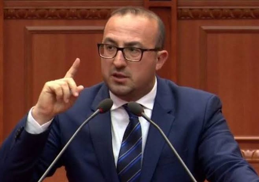 Votuan pro pavarësisht kritikave për reformën, Korreshi lëshon akuza të forta ndaj Braçes dhe Spiropalit