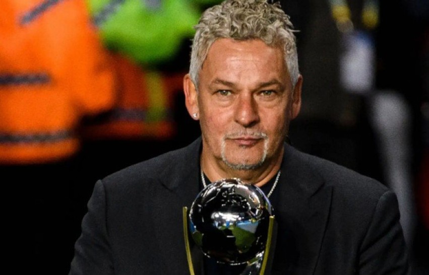 Nderimi i madh në SHBA, Roberto Baggio zbarkon në New York për çmimin historik