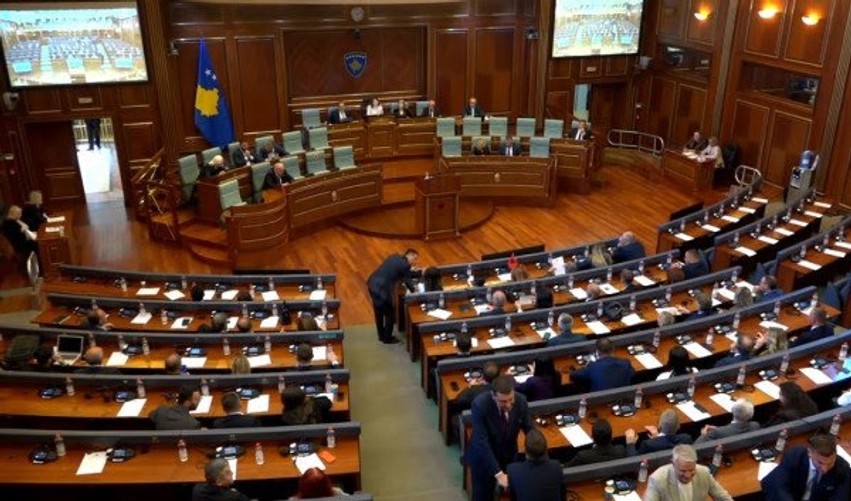 Debat i nxehtë në Kuvend për Bordin e ZRRE-së, opozita shigjeton Qeverinë për politizim të procesit