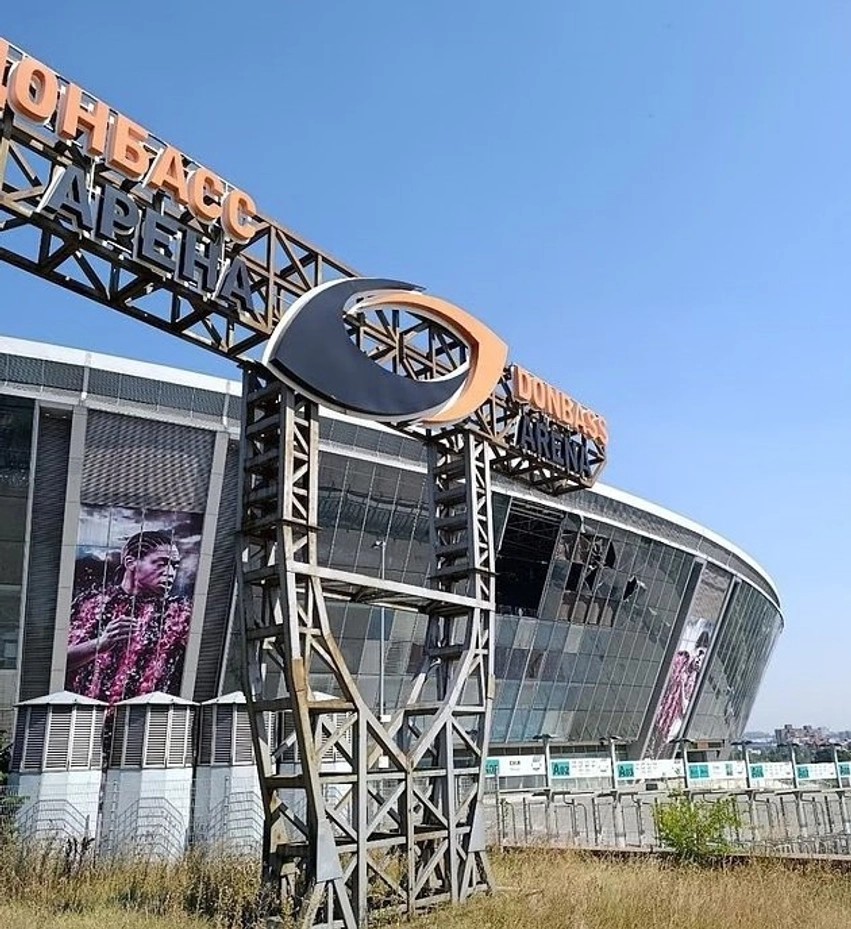 Nga netët magjike të Champions-it te gërmadhat: Si u degradua stadiumi ikonik në Ukrainë