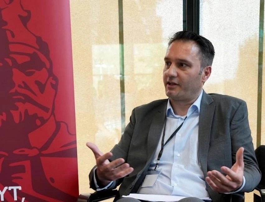 Boshti perëndimor i kombit: Lidhja historike mes Gjergj Kastriotit dhe Presidentit Ibrahim Rugova