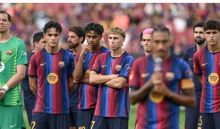 Dy gjigantët e Serie A përplasen në merkato: Juventus dhe Milan vënë syrit te talenti i Barcelonës