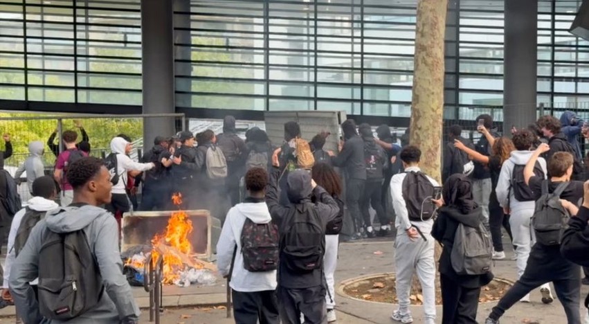 Krizë arsimore në Francë: Valë protestash shkollore, mbi 160 institucione mbylljen dyert dhe qindra të ndaluar