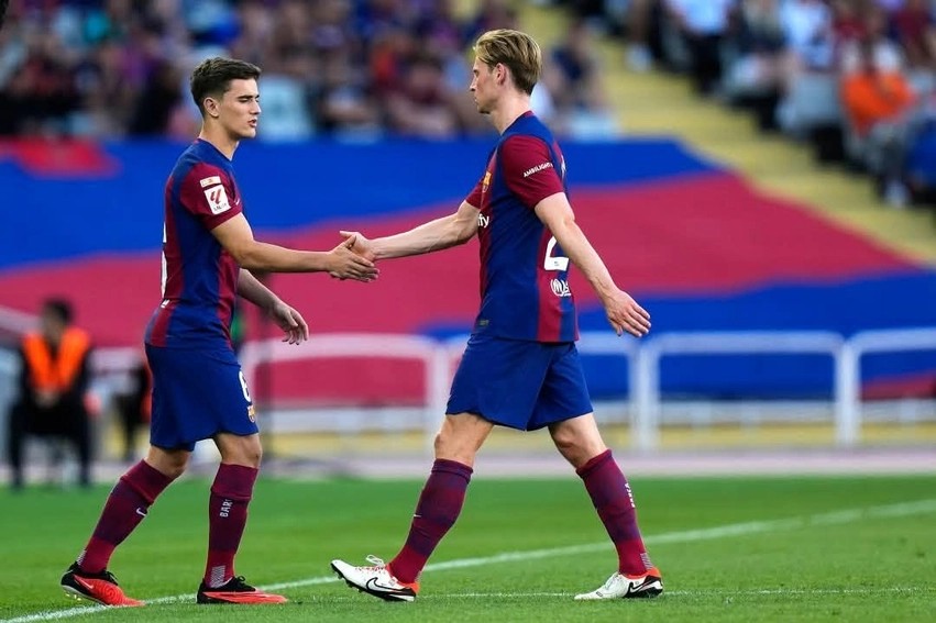 Zhvlerësimi drastik te Barcelona: Gavi dhe De Jong humbin miliona në tregun e transferimeve