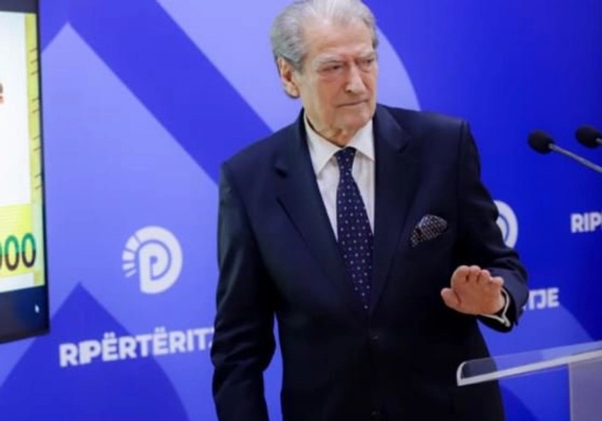 Sali Berisha i prerë: Partia Demokratike refuzon kategorikisht numërimin elektronik të votave në çdo bashki