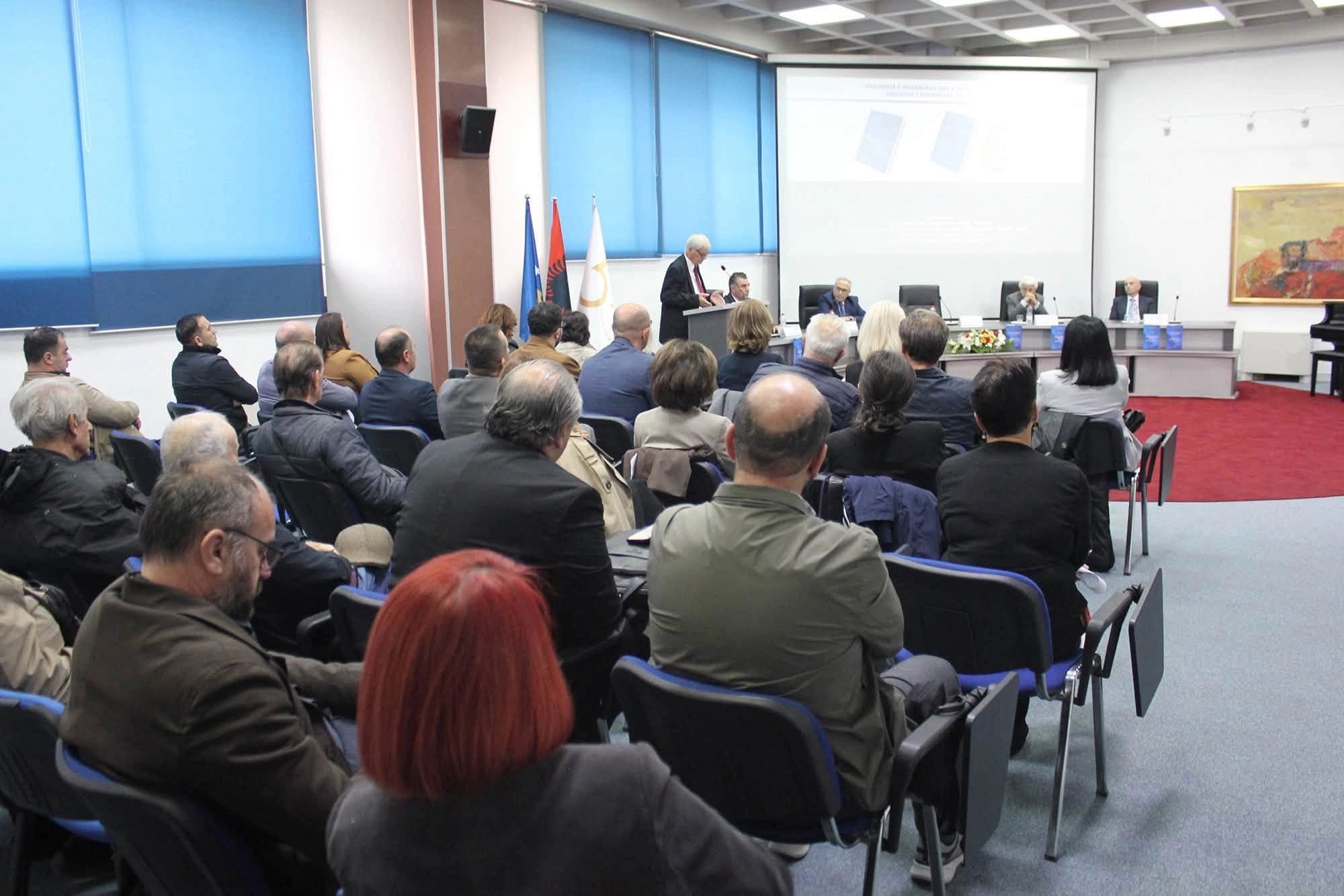Tetë dekada jetë dhe diqe: Kontributi i jashtëzakonshëm i akademik Hivzi Islamit në sociodemografi