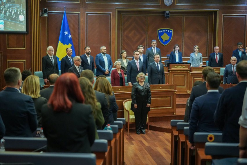Prapaskenat e zgjedhjes së Shiroka-Pulës: Si u siguruan 81 votat dhe debati kushtetues për afatet e mesnatës