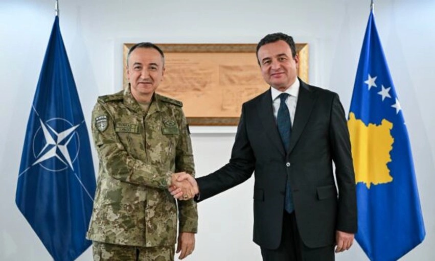 Kurti pret në takim lamtumirës gjeneralmajorin Özkan Ulutaş: Falënderime për bashkëpunimin në krye të KFOR-it