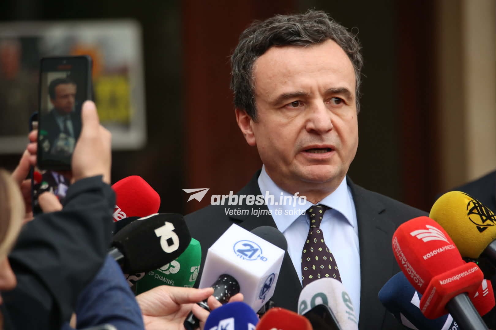 Kurti lëshon ofertën e re: Votojmë projektligjin sonte, nëse PDK-ja garanton mbështetjen për Konjufcën ose Rushitin