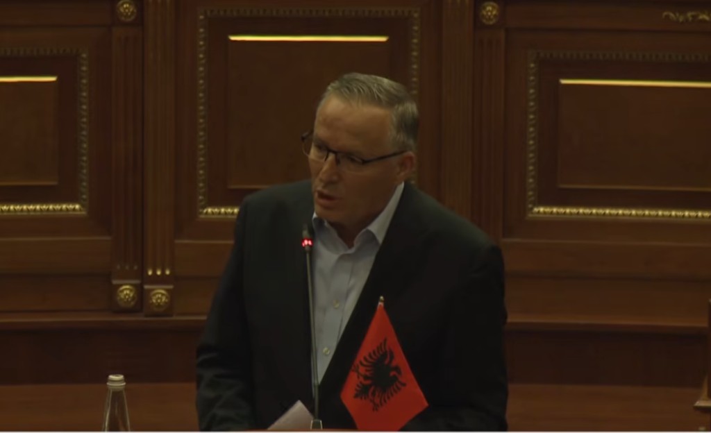 Hamza kërkon veprim të shpejtë nga Qeveria për Gjykatën Speciale, hap rrugën për çështjen e Presidentit
