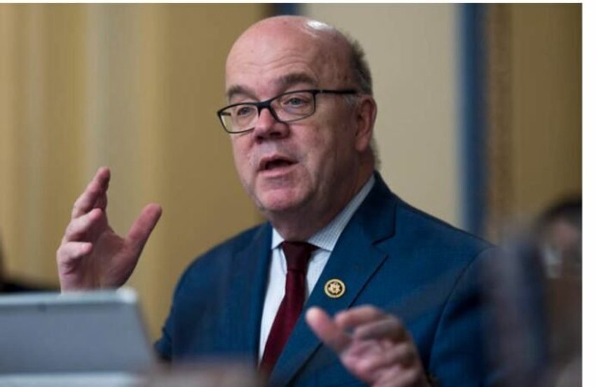 Trazirat në Tiranë, ligjvënësi amerikan Jim McGovern: Qeveria të ndalë dhunën dhe të dëgjojë qytetarët