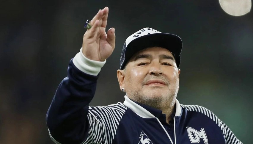 Drejtësia për Diego Maradonën: Prokuroria kërkon 12 vite burg për neurokirurgun Leopoldo Luque