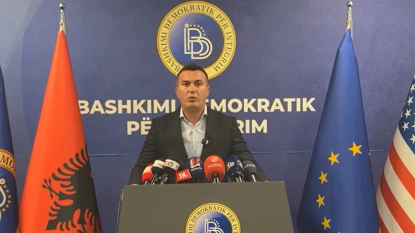 Ademi lëshon alarmin: A po përgatit Gjykata Kushtetuese një goditje të re ndaj gjuhës shqipe?