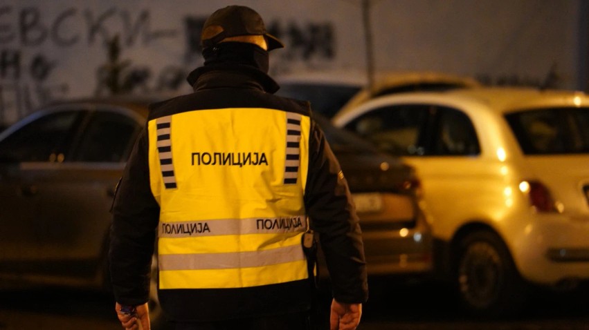 Tragjedi në autostradë: Humb jetën këmbësori pas goditjes nga automjeti, policia në ndjekje të drejtuesit të arratisur
