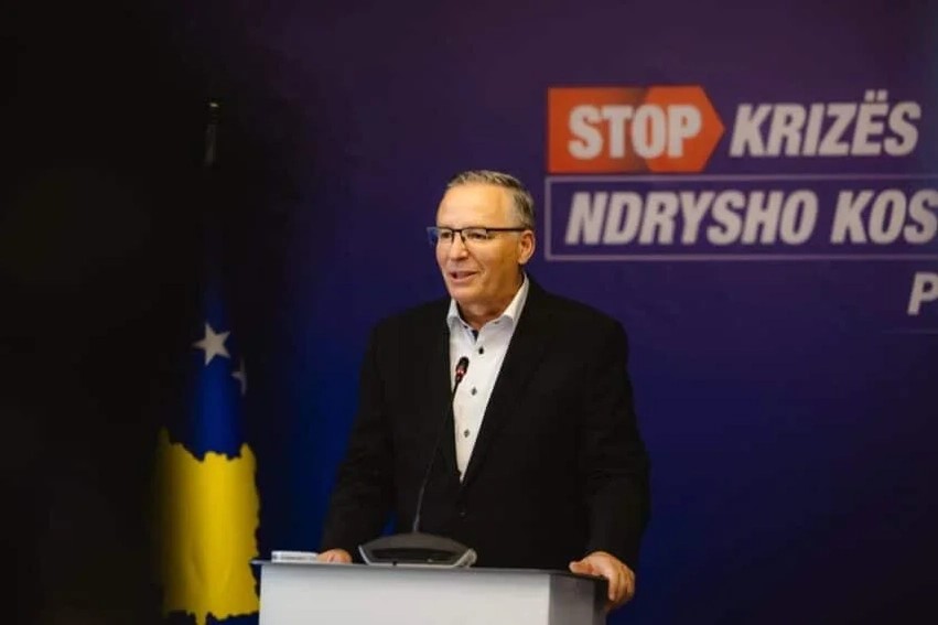 Tërmet politik në PDK: Bedri Hamza largohet nga drejtimi i partisë, Vlora Çitaku merr drejtimin e përkohshëm
