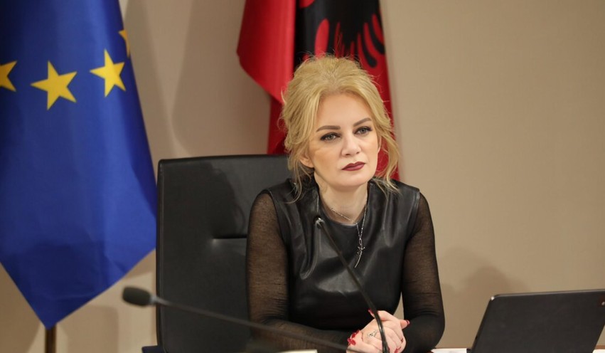 Sulmi ndaj gazetares Lala, deputetja Luarasi: Sjellja e ish-shefes së SHISH është e patolerueshme