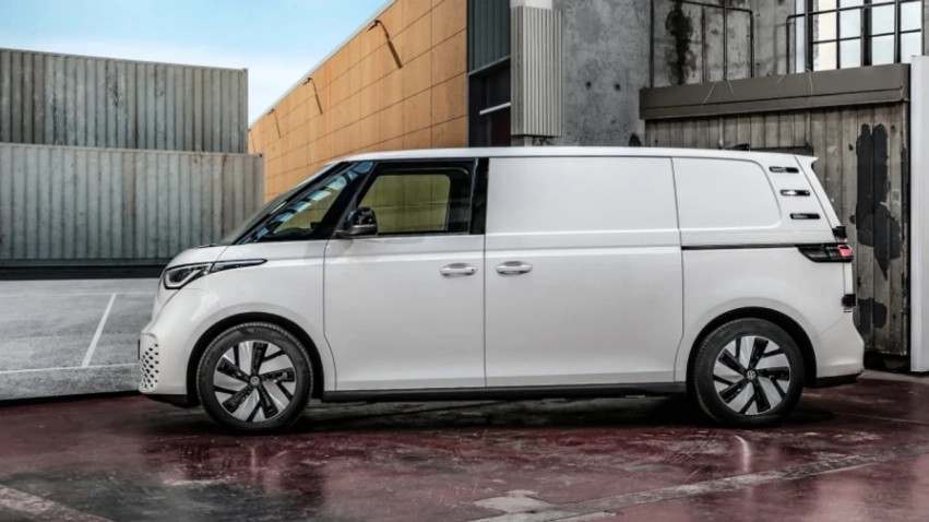 Volkswagen forcon pozitat në treg: Zgjerohet modeli elektrik ID. Buzz Cargo me hapësirë rekord