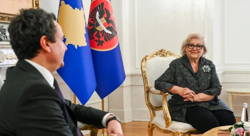 Prapa skenave të kompromisit historik: Si u bë ish-ministrja e PDK-së zgjedhja e Kurtit për kreun e shtetit