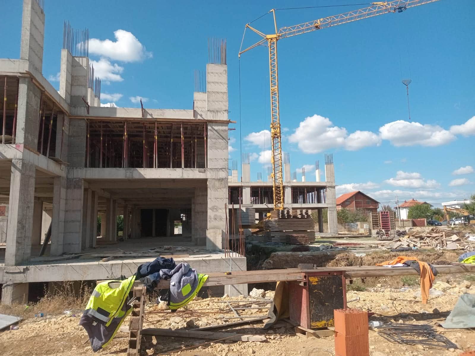 Rrezikim i punëtorëve në Drenas, Inspektorati i Punës bllokon punimet në kantier