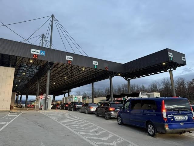 Merdarë: Pranga shtetasit gjerman për skandalin e një milion eurove të fshehura në furgon