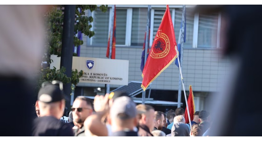 Brukseli i alarmuar: Ndryshimet ligjore për Gjykatën Speciale shkelin zotimet ndërkombëtare të Kosovës
