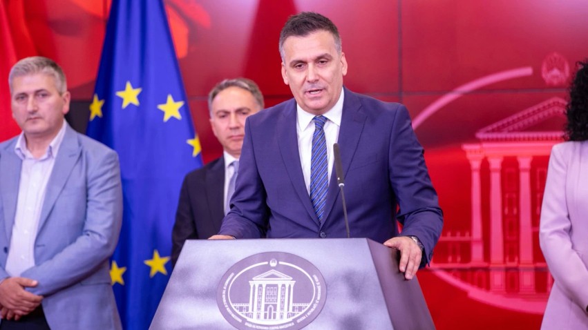 Përafrimi me standardet evropiane: Ministri Hoxha paraqet në Kuvend paketën e re për mjedisin