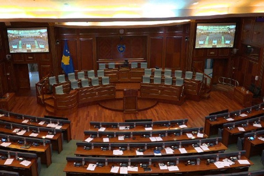 Seancë plenare në Kuvend: Fokus te Deklarata për vendimin e Hagës dhe konsolidimi i institucioneve