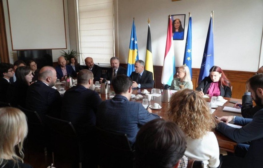 Bruksel: Jeton Zulfaj kërkon ngritjen e statusit të Kosovës në vend kandidat për anëtarësim në BE