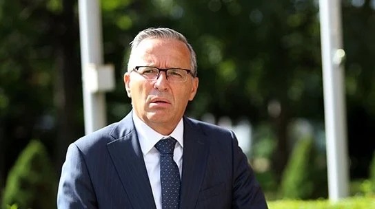 Bedri Hamza kërkon nga Kryesia e Kuvendit procedimin e menjëhershëm të projektligjit për Dhomat e Specializuara
