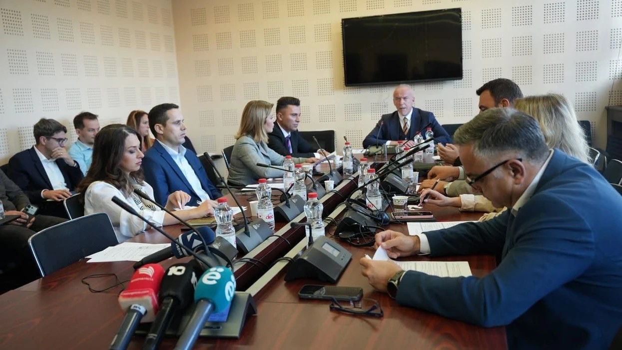 Ndryshimet për Gjykatën Speciale në fokus: Komisioni për Legjislacion mblidhet nesër në orën 08:00