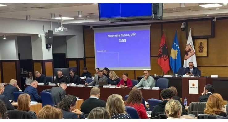 Kryeqyteti bëhet me ndërmarrje të re publike të mbeturinave, Lëvizja Vetëvendosje rendit arsyet e kundërshtimit