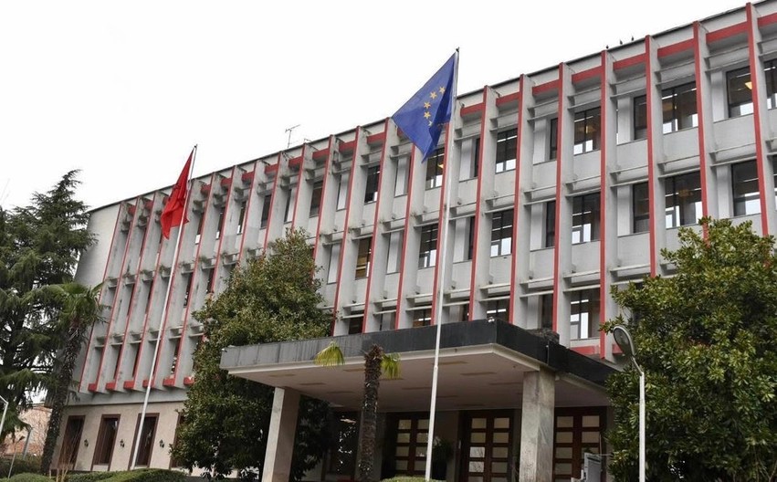 Zgjedhjet në Serbi: Tirana zyrtare duartroket bashkimin e subjekteve politike shqiptare në një listë të përbashkët