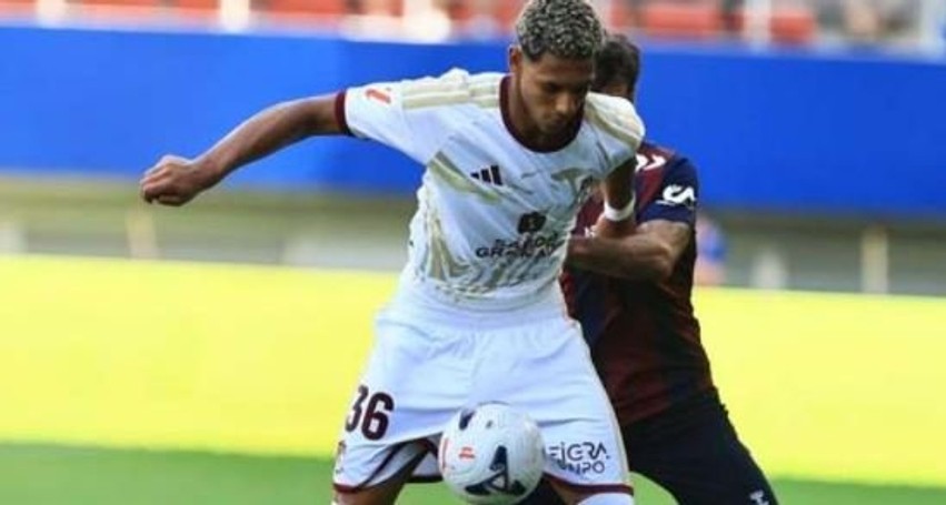 Betejë në merkato mes Real Madridit dhe Milanit: Ylli i ri 17-vjeçar bëhet “alma mater” e klubeve evropiane