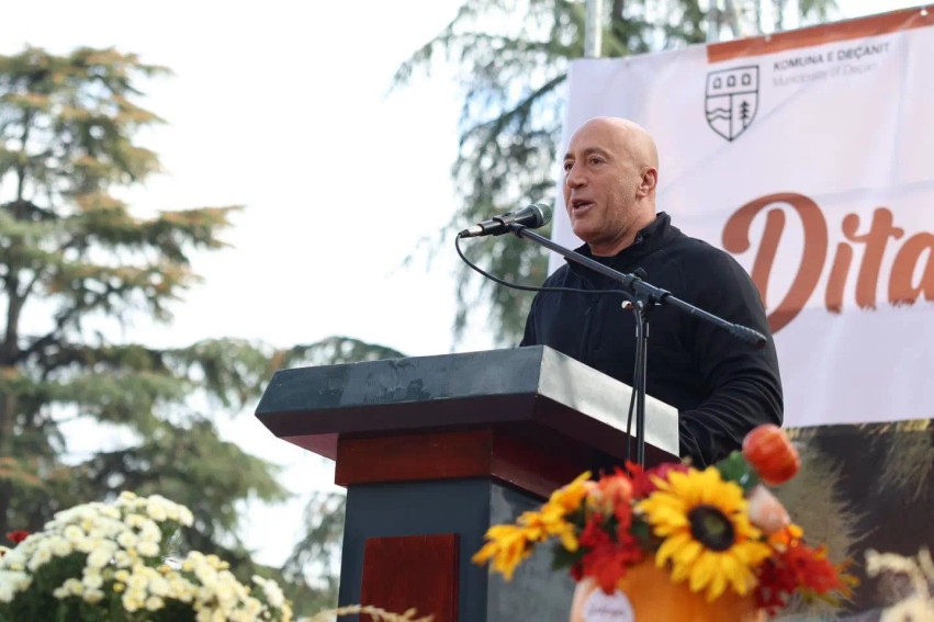 Festa e Gështenjës në Deçan, Haradinaj lartëson punën e fermerëve dhe ruajtjen e traditave