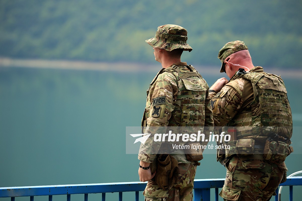 E ardhmja e sigurisë në Kosovë: Çfarë po ndodh me trupat amerikane dhe kampin Bondsteel?